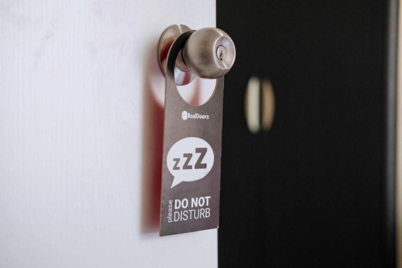 RedDoorz @ Kojie Guest House Moalboal Zewnętrze zdjęcie